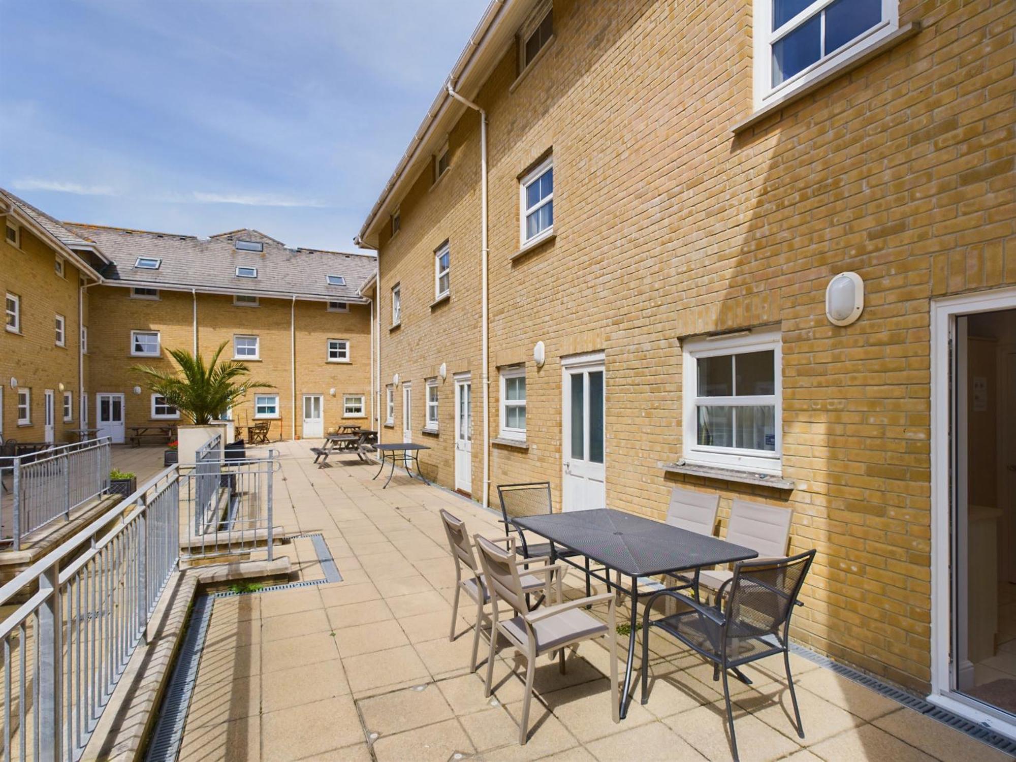 12A Solent Landing Direct Beach Access Bembridge Exterior foto